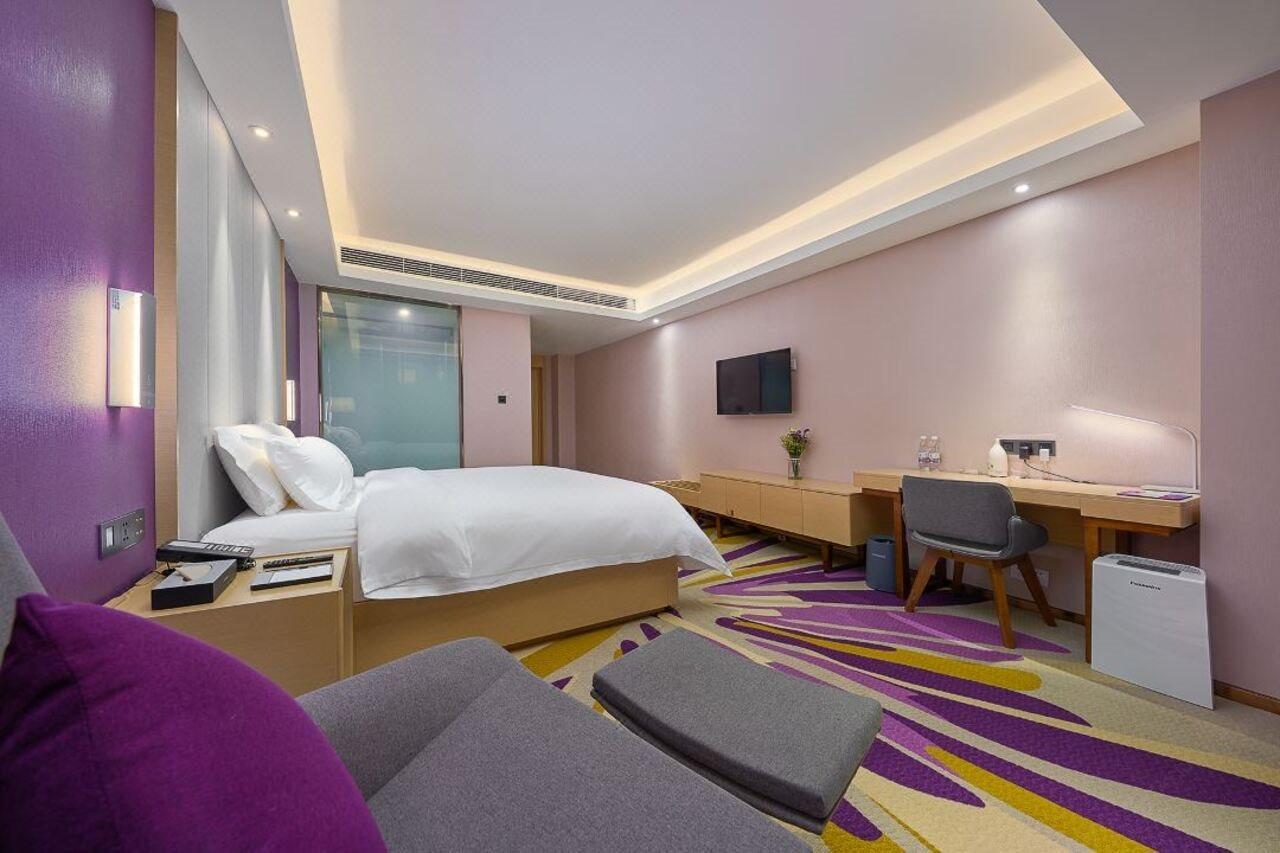 Echarm International Hotel Guangzhou Baiyun International Airport Huadu Plaza Branch - Free Deliver Service To Guangzhou Baiyun International Airport & Free Deliver Service To Canton Fair Complex During Canton Fair Period المظهر الخارجي الصورة
