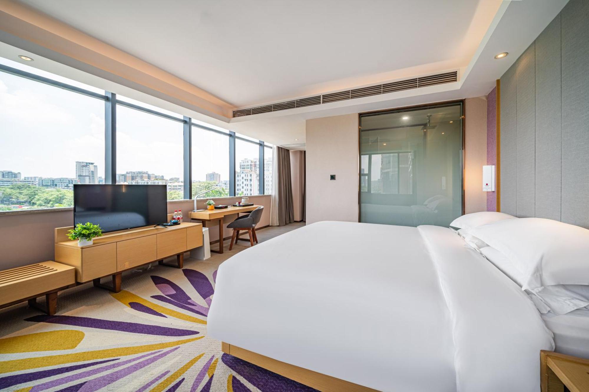 Echarm International Hotel Guangzhou Baiyun International Airport Huadu Plaza Branch - Free Deliver Service To Guangzhou Baiyun International Airport & Free Deliver Service To Canton Fair Complex During Canton Fair Period المظهر الخارجي الصورة